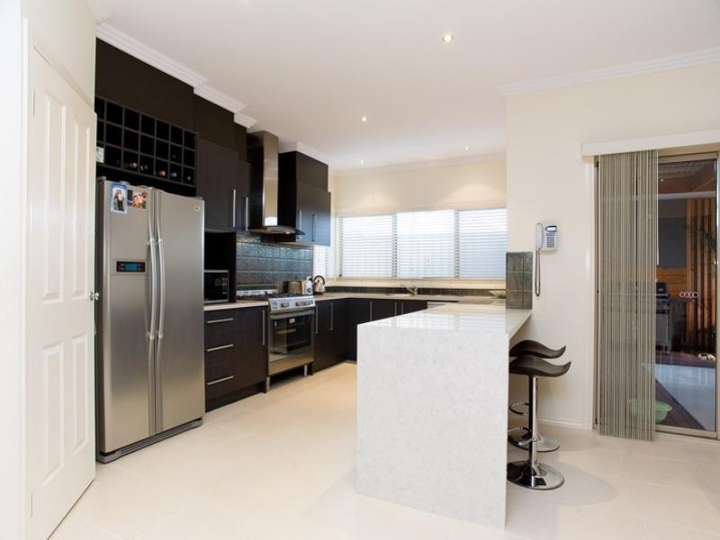 4 Pond Court, Epping VIC 3076