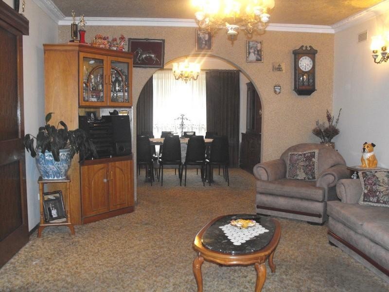 13 Sherwood Drive, Thomastown VIC 3074