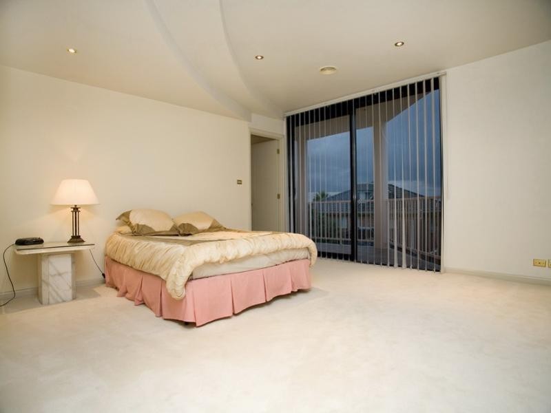 6 Hovea Court, Mill Park VIC 3082