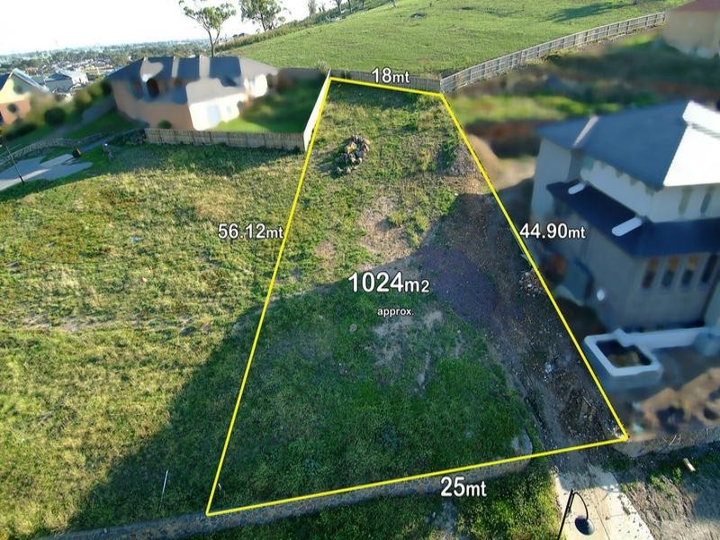 8 Foxtail Terrace, South Morang VIC 3752