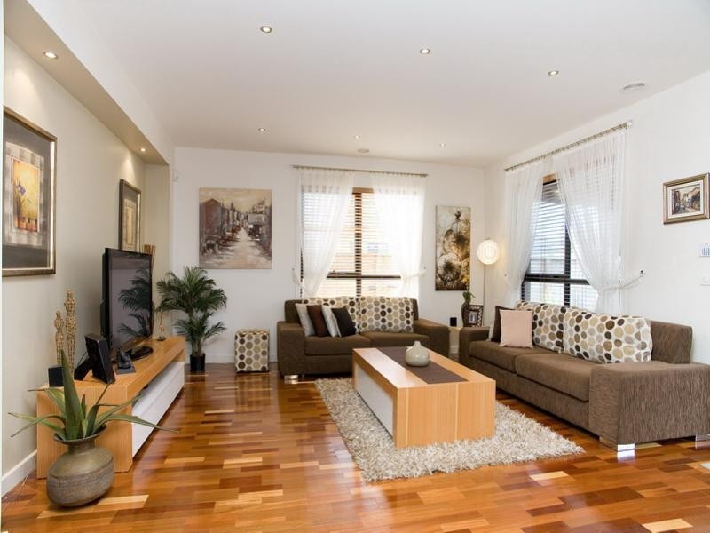 15 Charteris Grove, Epping VIC 3076