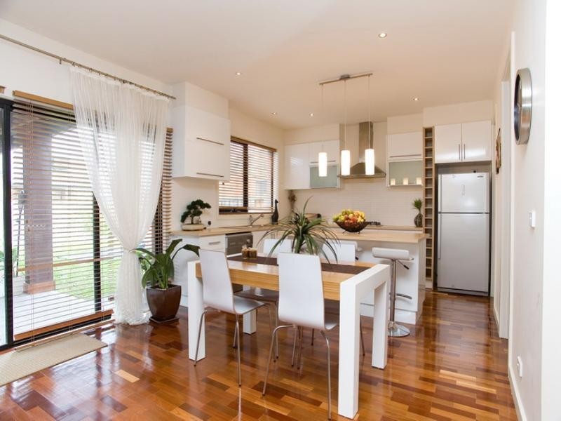 15 Charteris Grove, Epping VIC 3076