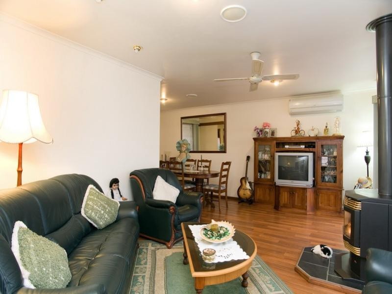 12 Westleigh Court, Mill Park VIC 3082