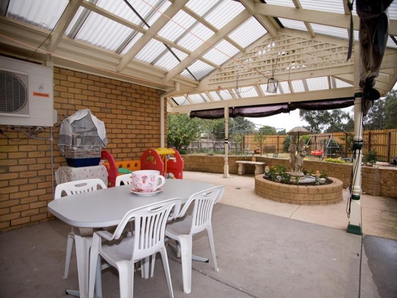 12 Westleigh Court, Mill Park VIC 3082