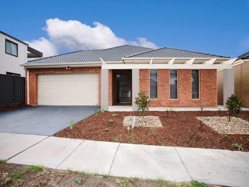12 Yeomans Drive, Mernda VIC 3754