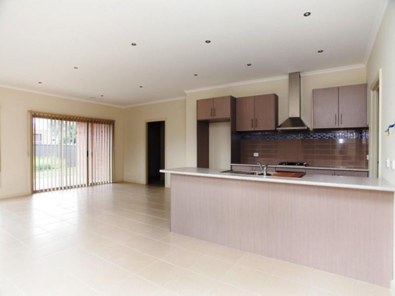 12 Yeomans Drive, Mernda VIC 3754