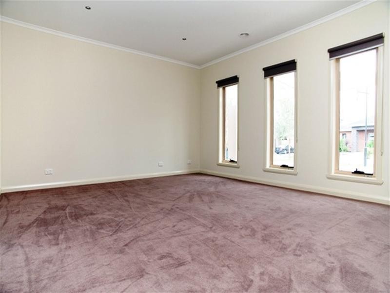 12 Yeomans Drive, Mernda VIC 3754