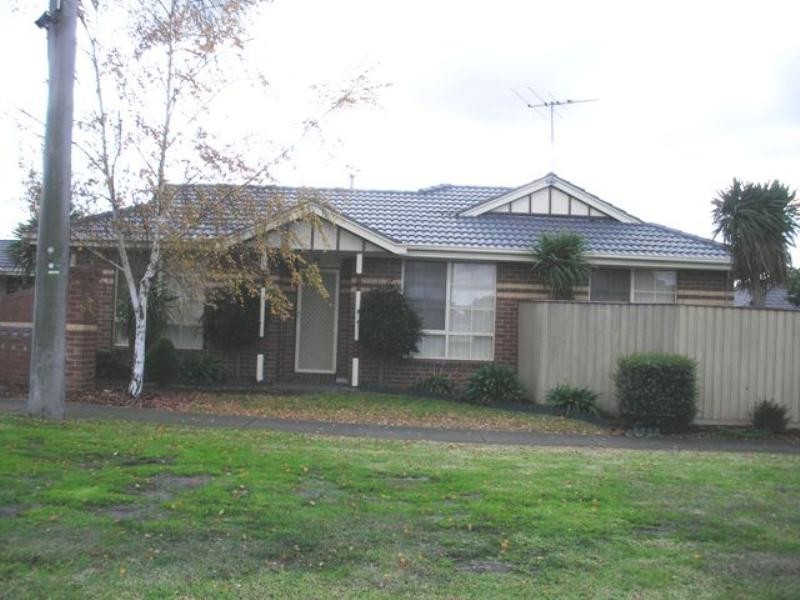 8/14 Rufus Street, Epping VIC 3076