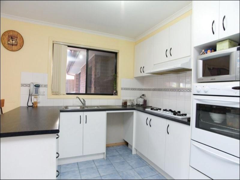 5 Glama Court, Roxburgh Park VIC 3064
