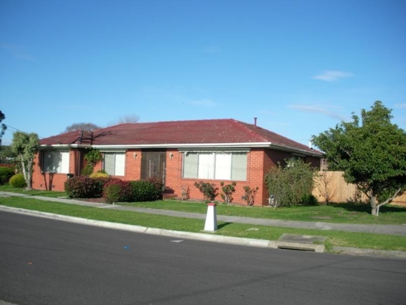 8 Peppercorn Parade, Epping VIC 3076