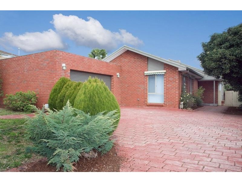 27 Charlotte Road, Mill Park VIC 3082