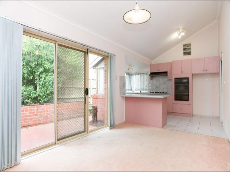 27 Charlotte Road, Mill Park VIC 3082