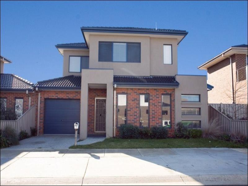 1 Granite Outlook, Epping VIC 3076