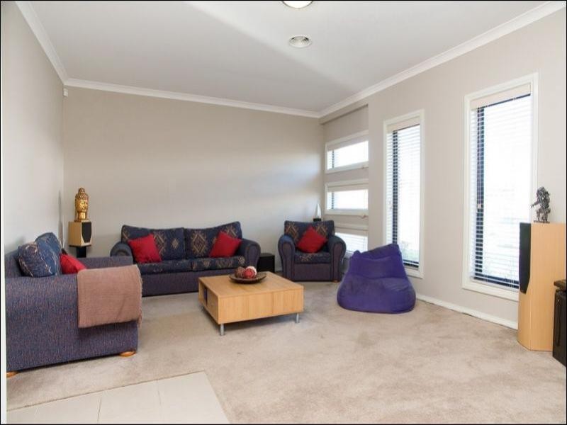 1 Granite Outlook, Epping VIC 3076