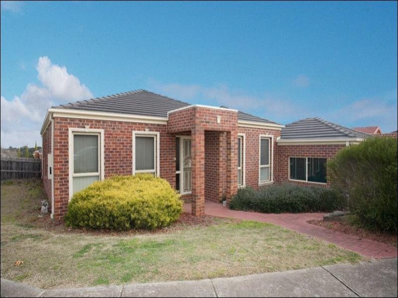 23 Loxton Terrace, Epping VIC 3076