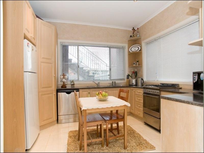 34 Banksia Avenue, Thomastown VIC 3074