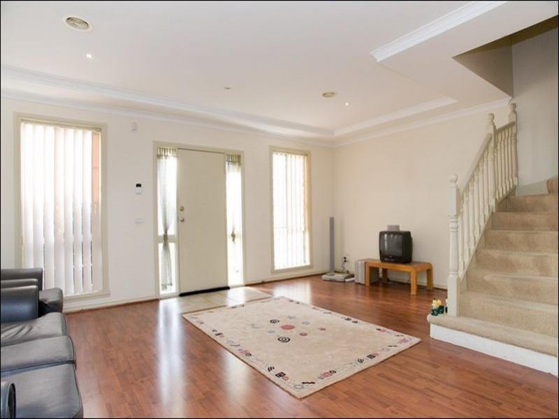 11 Trinity Way, South Morang VIC 3752