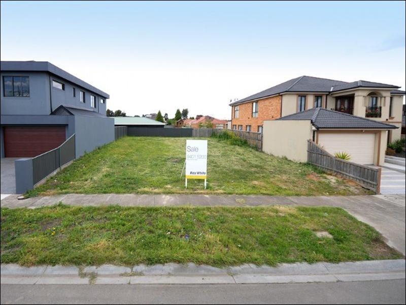 42 Saunders Crescent, Epping VIC 3076