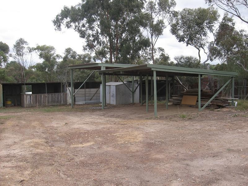 51 Ninth Avenue, Eden Park VIC 3757