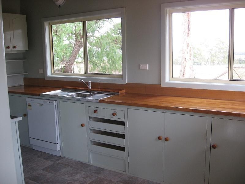 51 Ninth Avenue, Eden Park VIC 3757