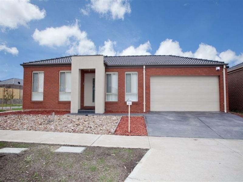 563 The Lakes Boulevard, South Morang VIC 3752