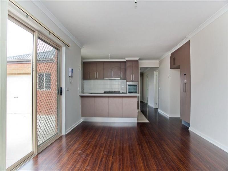 563 The Lakes Boulevard, South Morang VIC 3752