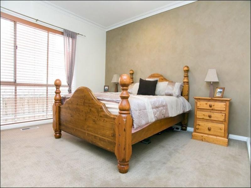 7 Gillwell Road, Lalor VIC 3075