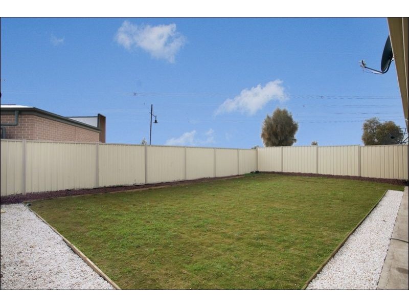 35 Quartz Grove, Epping VIC 3076