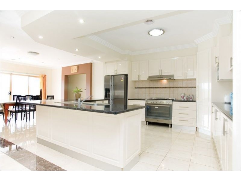 35 Quartz Grove, Epping VIC 3076