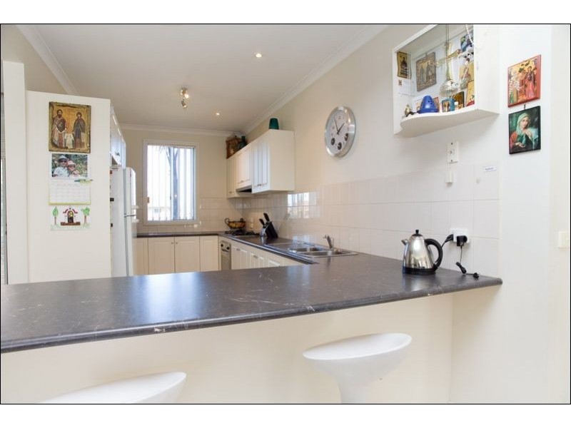 2/33 Davisson Street, Epping VIC 3076