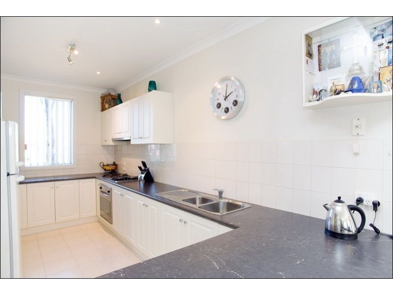 2/33 Davisson Street, Epping VIC 3076