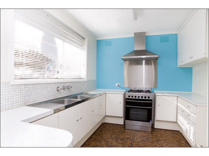 25 Lowalde Drive, Epping VIC 3076