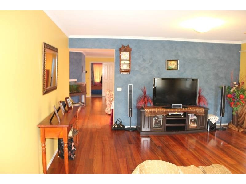 14 Murchison Way, Thomastown VIC 3074