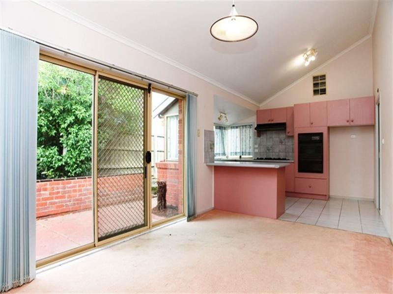 27 Charlotte Road, Mill Park VIC 3082