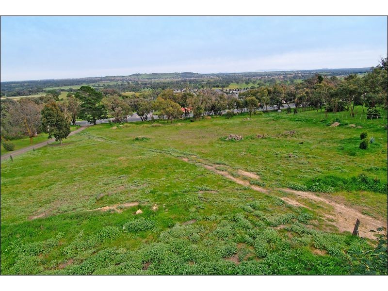 780 Yan Yean Road, Doreen VIC 3754