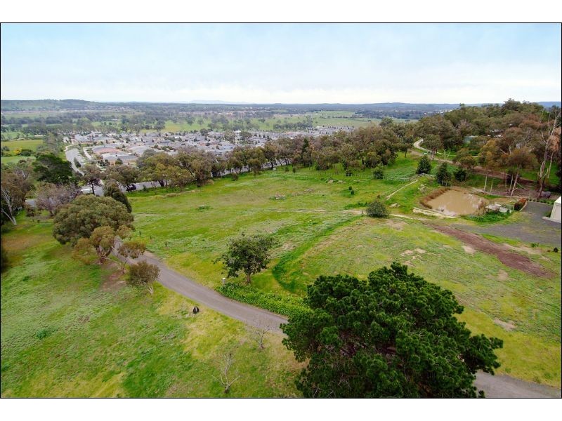 780 Yan Yean Road, Doreen VIC 3754