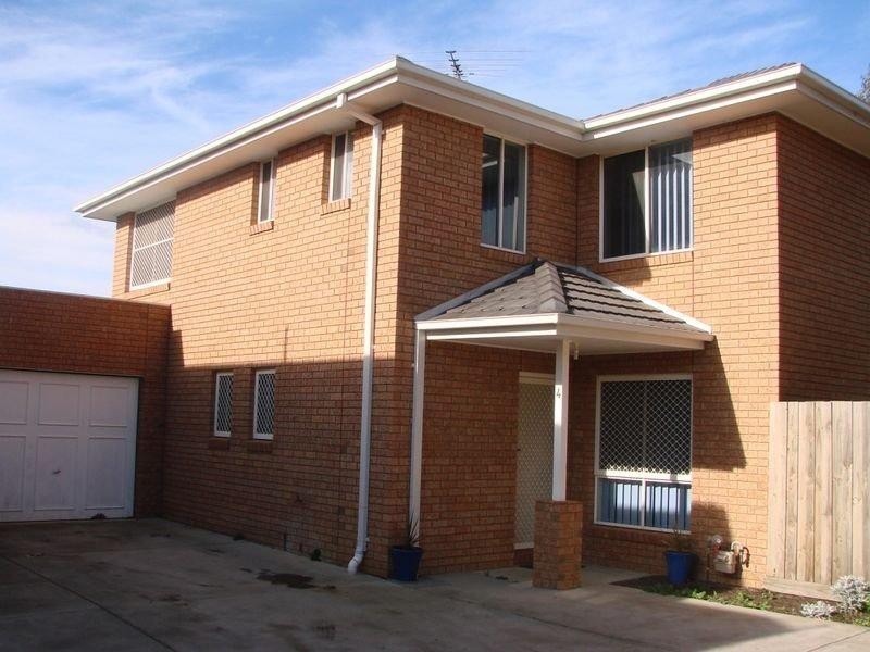 4/9-11 Oak Street, Whittlesea VIC 3757