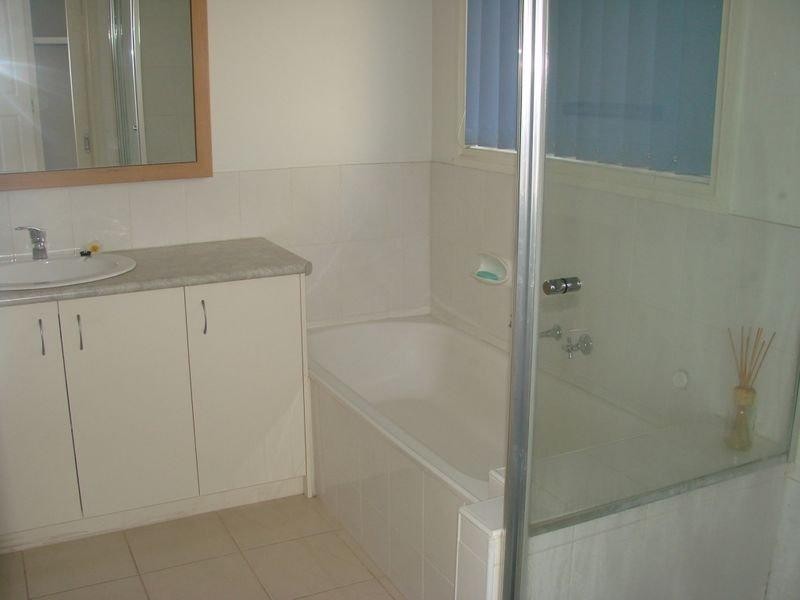 4/9-11 Oak Street, Whittlesea VIC 3757