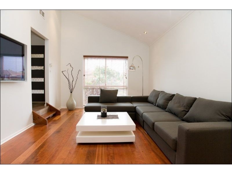 23 Pommel Crescent, Epping VIC 3076