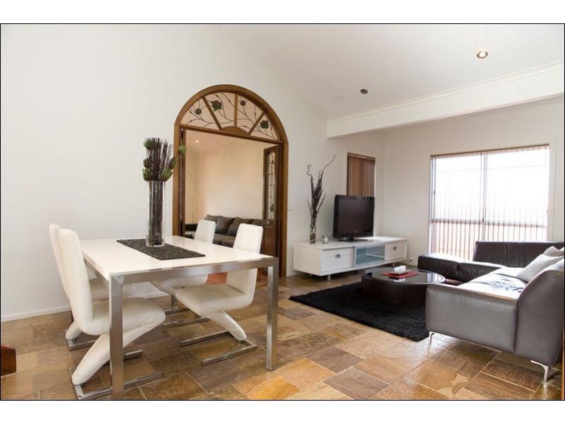 23 Pommel Crescent, Epping VIC 3076