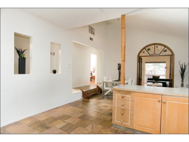 23 Pommel Crescent, Epping VIC 3076