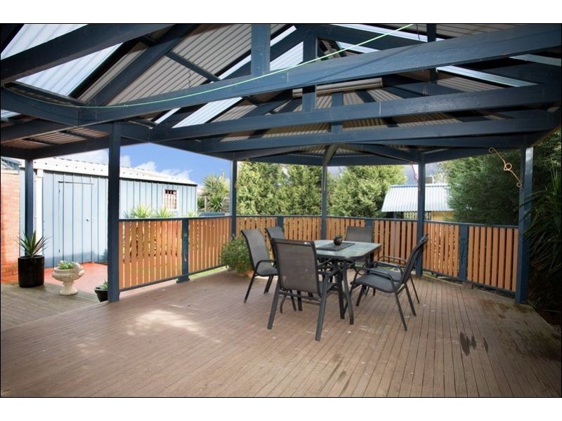 23 Pommel Crescent, Epping VIC 3076