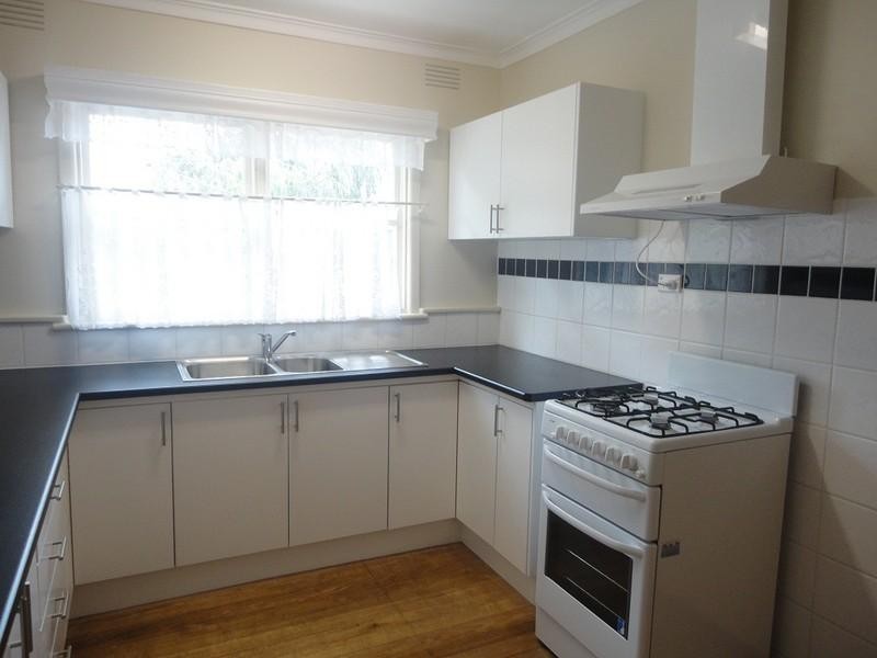 53 Scott Grove, Kingsbury VIC 3083