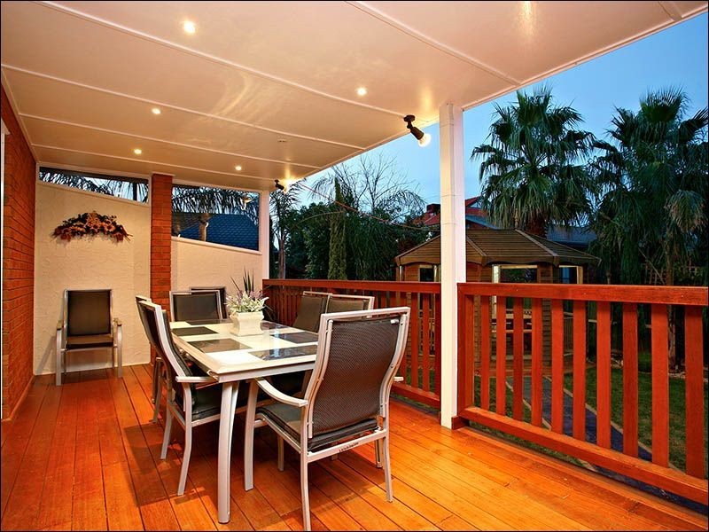 21 Henry Cable Court, Mill Park VIC 3082