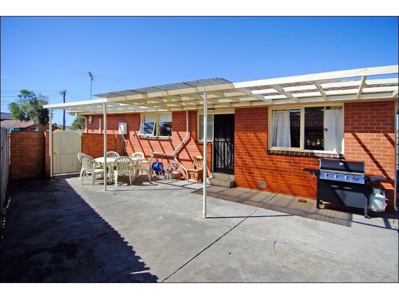 3 Almond Court, Thomastown VIC 3074