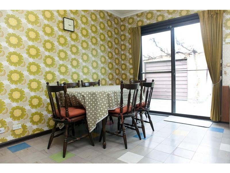 8 East Court, Lalor VIC 3075