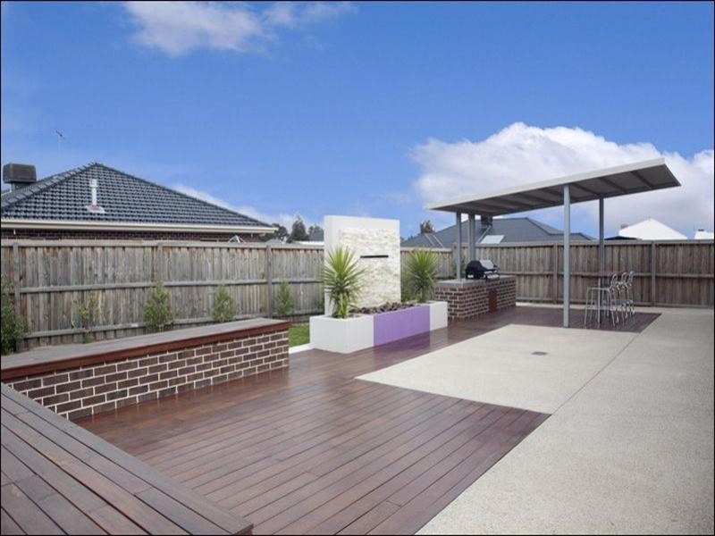 22 Echuca Way, Epping VIC 3076