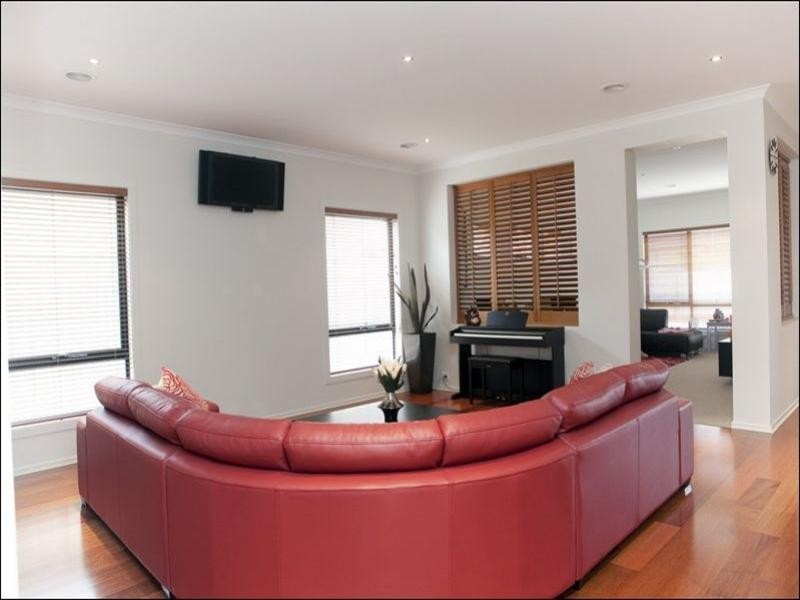 22 Echuca Way, Epping VIC 3076