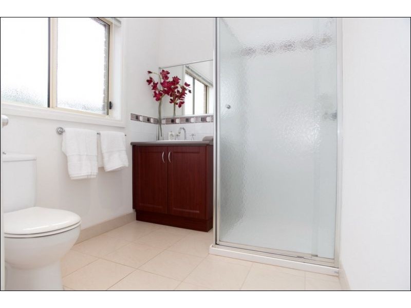 16 Rialton Rise, South Morang VIC 3752