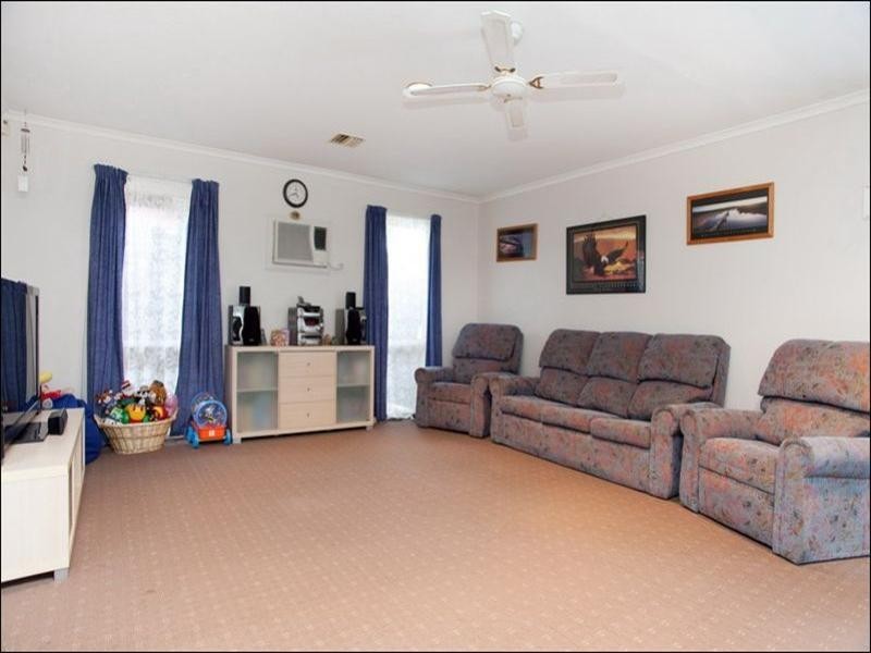 20 Banbury Crescent, Craigieburn VIC 3064